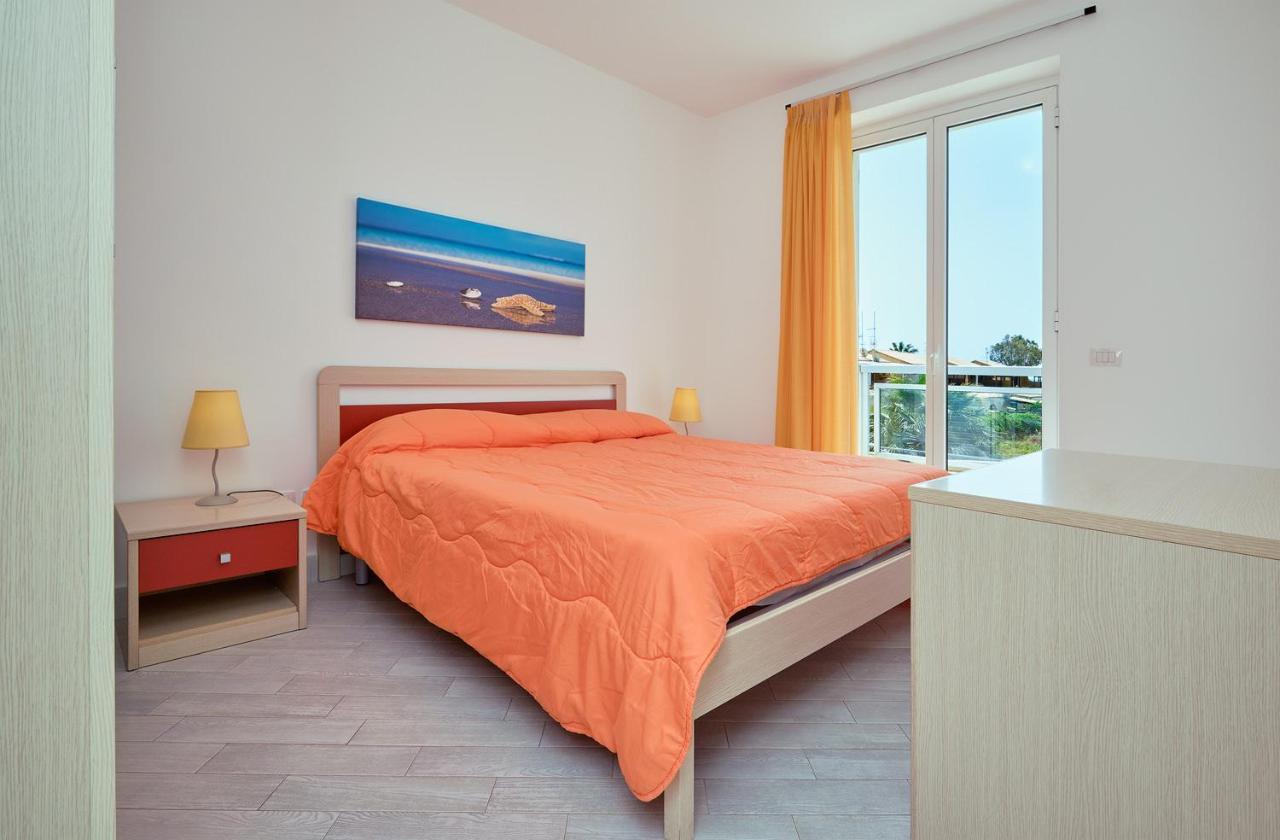 Case Vacanze Pomelia Marina di Ragusa Exterior foto